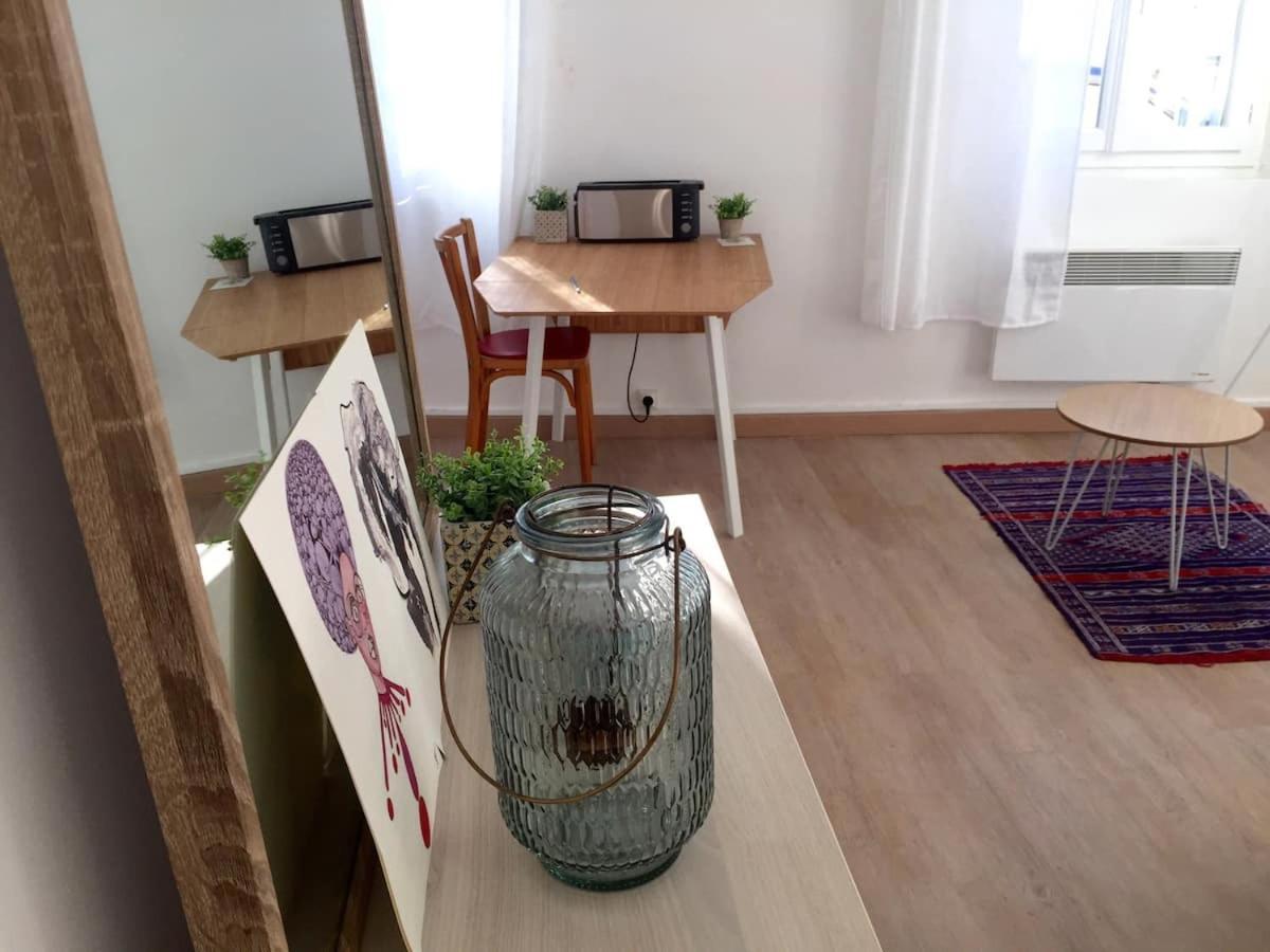 Beau Studio Au Coeur Du Panier Marseille Bagian luar foto