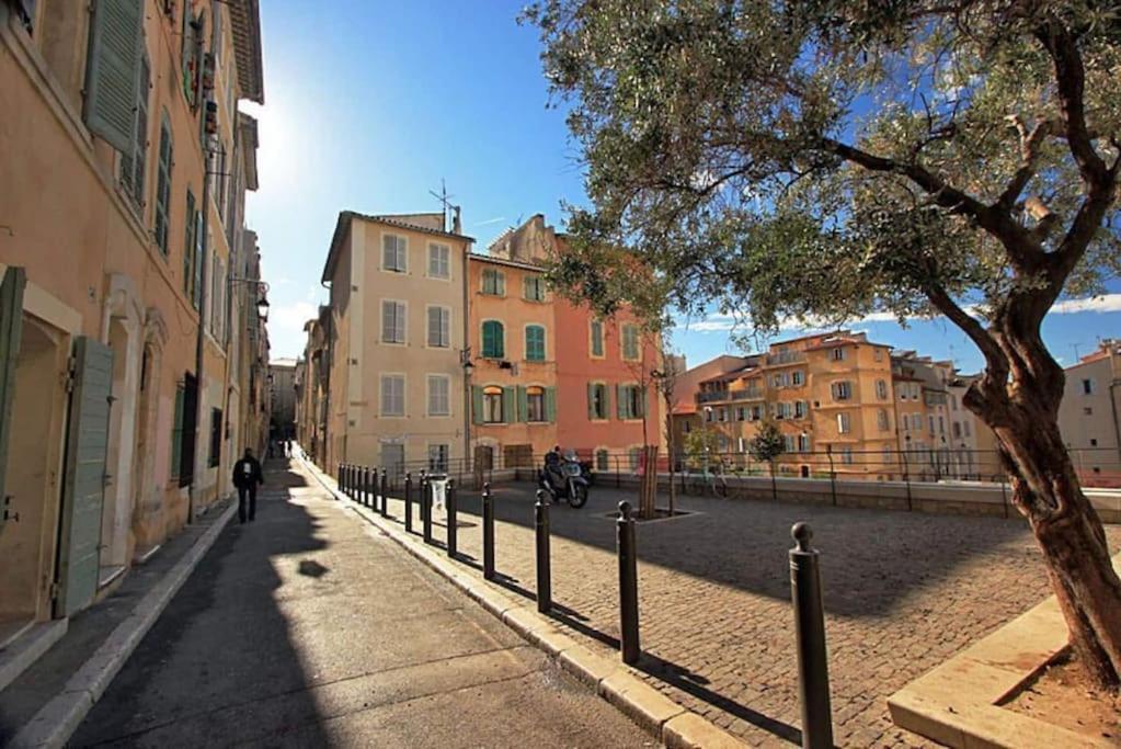 Beau Studio Au Coeur Du Panier Marseille Bagian luar foto